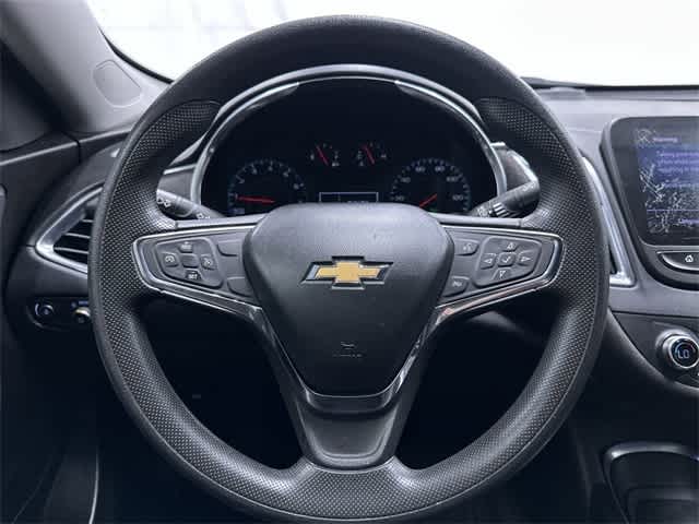 Thumbnail: 2020 Chevrolet Malibu - 16