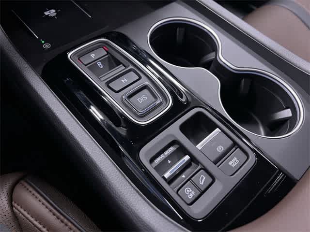 Thumbnail: 2025 Honda Pilot - 26