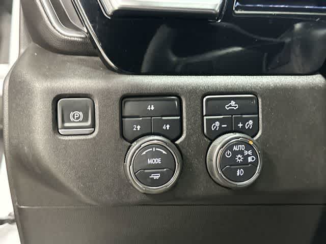 Thumbnail: 2024 Chevrolet Silverado 2500 - 19