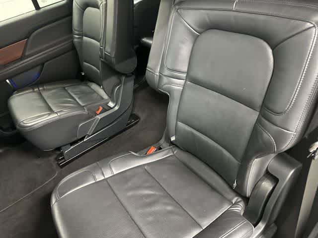 Thumbnail: 2024 Lincoln Navigator - 11