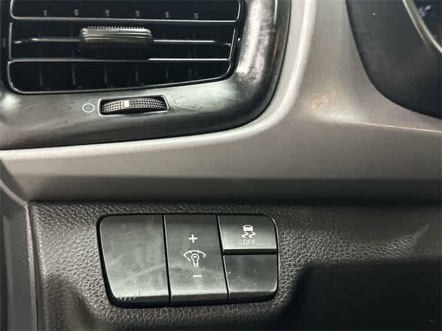 Thumbnail: 2023 Kia Rio - 19