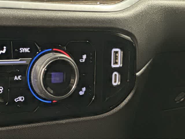 Thumbnail: 2024 Chevrolet Silverado 2500 - 26