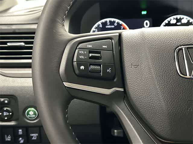 Thumbnail: 2025 Honda Ridgeline - 13