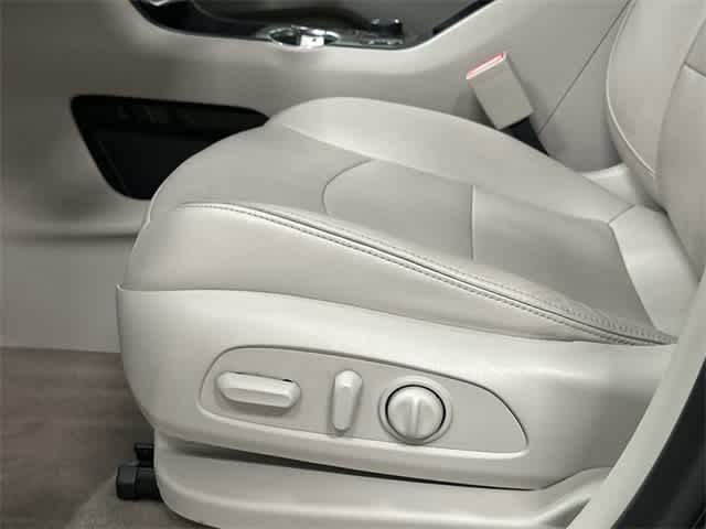 Thumbnail: 2020 GMC Terrain - 27