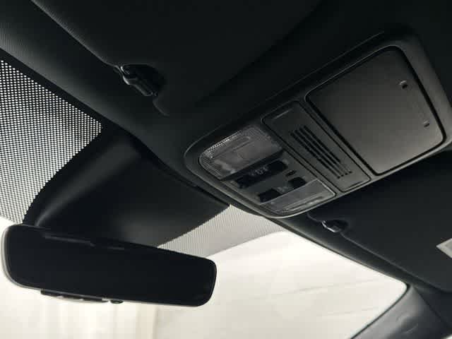 Thumbnail: 2025 Honda Odyssey - 21