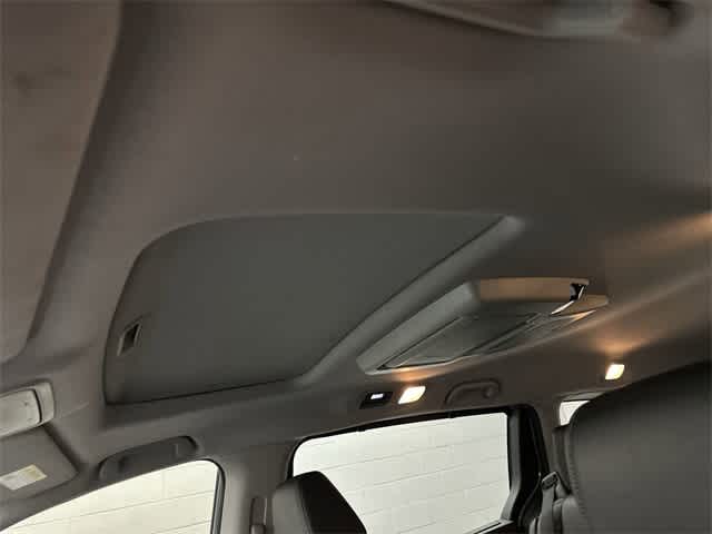 Thumbnail: 2023 Honda Odyssey - 28