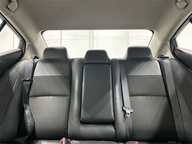 2022 Nissan Altima SR 14