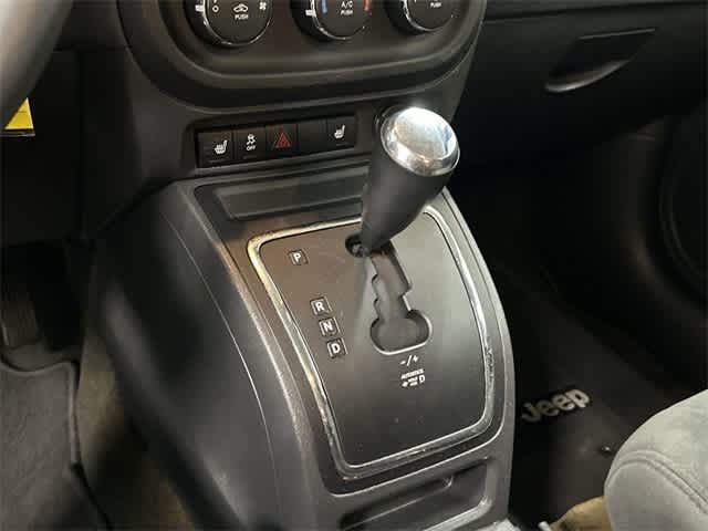 Thumbnail: 2017 Jeep Patriot - 22