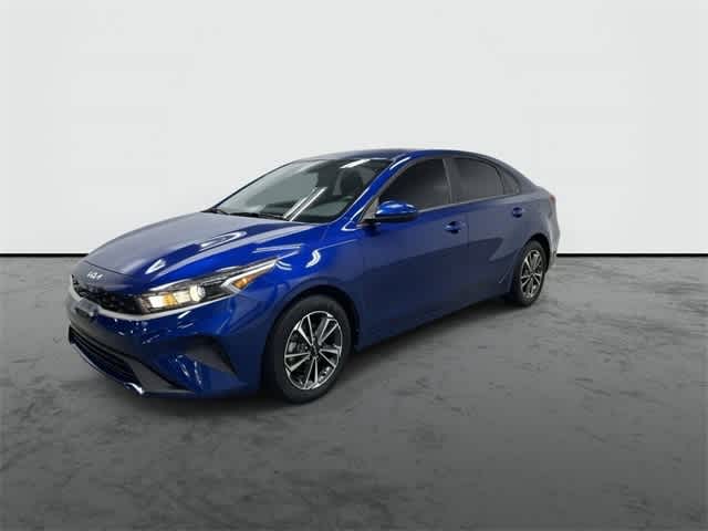 Thumbnail: 2023 Kia Forte - 8