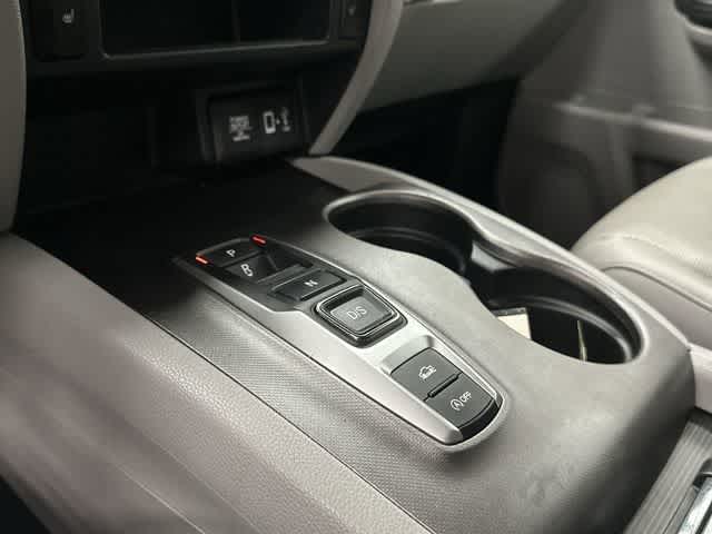 Thumbnail: 2023 Honda Ridgeline - 24