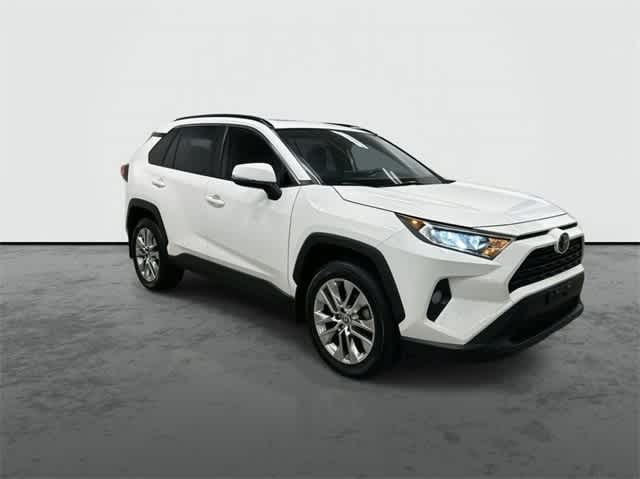Thumbnail: 2020 Toyota RAV4 - 5