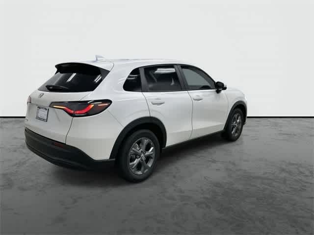 2026 Honda HR-V LX photo 3