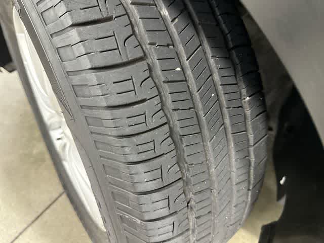 Thumbnail: 2017 Kia Sorento - 29