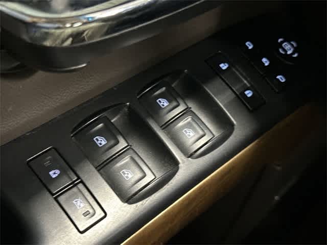 Thumbnail: 2015 Chevrolet Silverado 1500 - 20