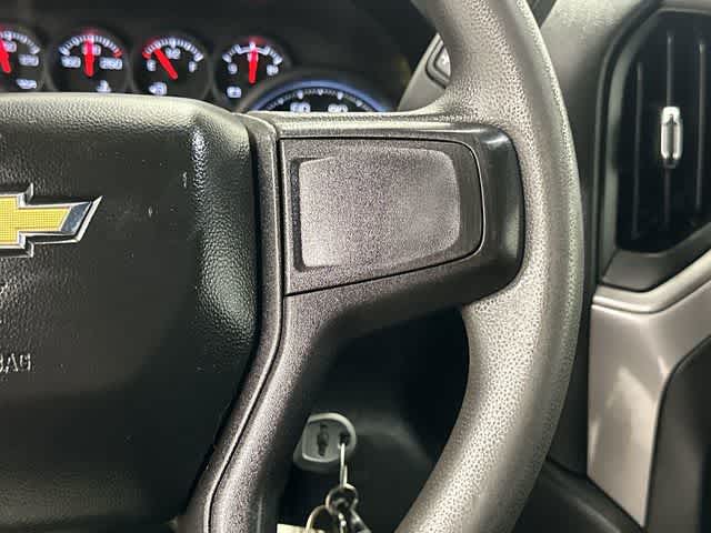 Thumbnail: 2021 Chevrolet Silverado 3500 - 17