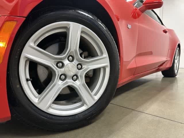 Thumbnail: 2017 Chevrolet Camaro - 28