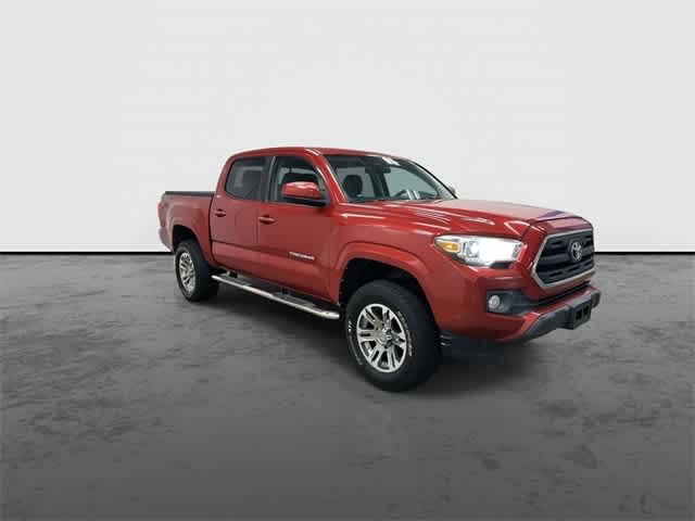Thumbnail: 2016 Toyota Tacoma - 5