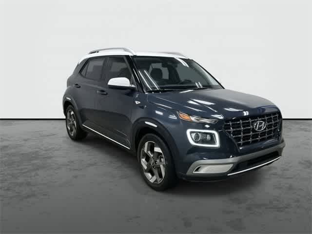 Thumbnail: 2022 Hyundai Venue - 6