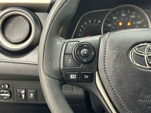 Thumbnail: 2015 Toyota RAV4 - 17