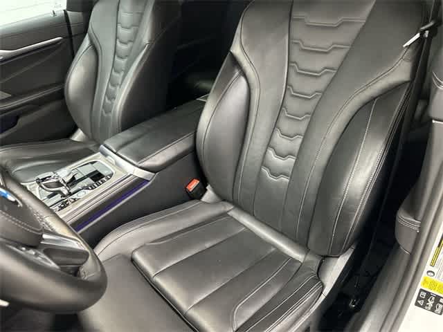 Thumbnail: 2022 BMW 8 Series - 10