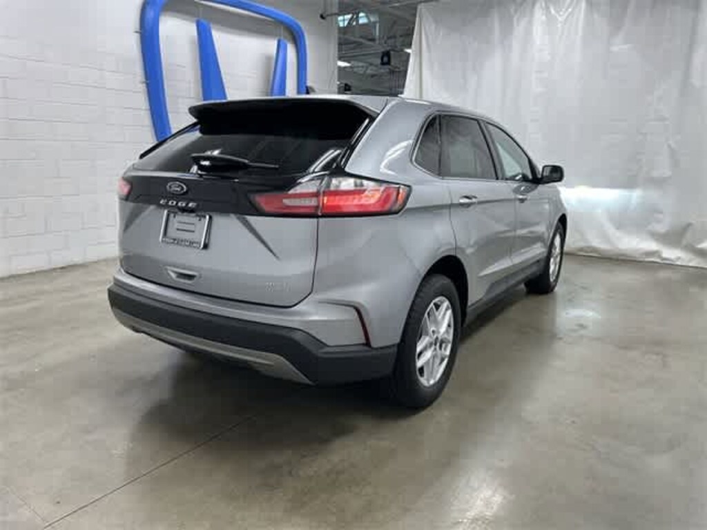 Used 2022 Ford Edge SUV