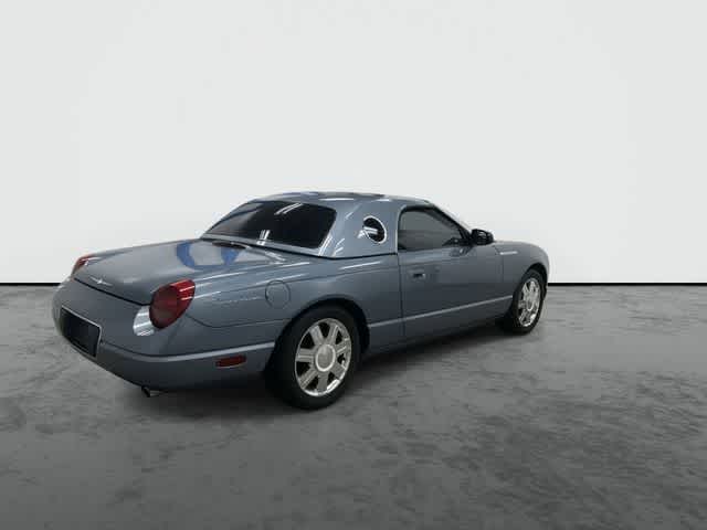 Thumbnail: 2005 Ford Thunderbird - 4