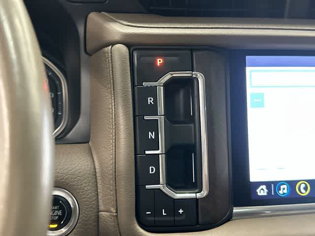 Thumbnail: 2021 GMC Yukon XL - 24