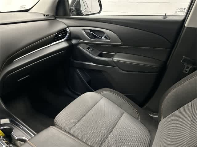 Thumbnail: 2019 Chevrolet Traverse - 13