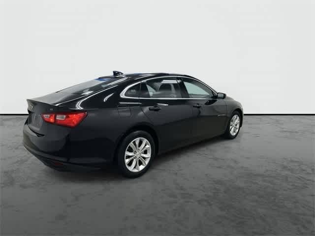 Thumbnail: 2024 Chevrolet Malibu - 4