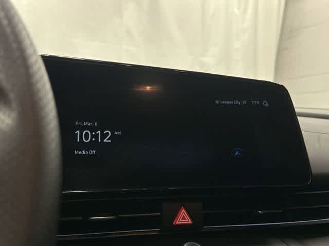 Thumbnail: 2024 Hyundai Elantra - 22