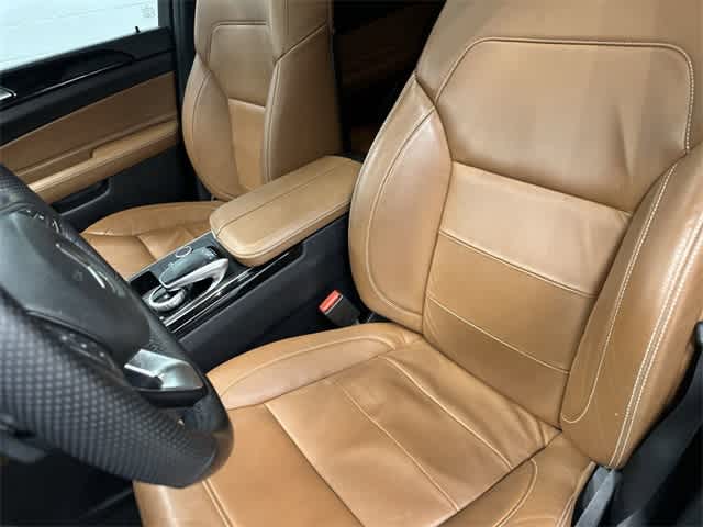 Thumbnail: 2018 Mercedes-Benz GLE - 10