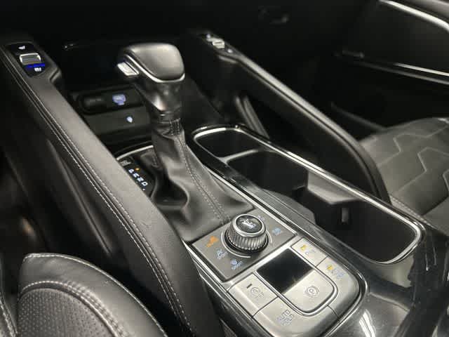 Thumbnail: 2022 Kia Telluride - 25