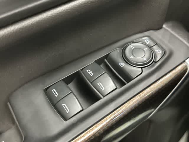 Thumbnail: 2021 Chevrolet Silverado 1500 - 20