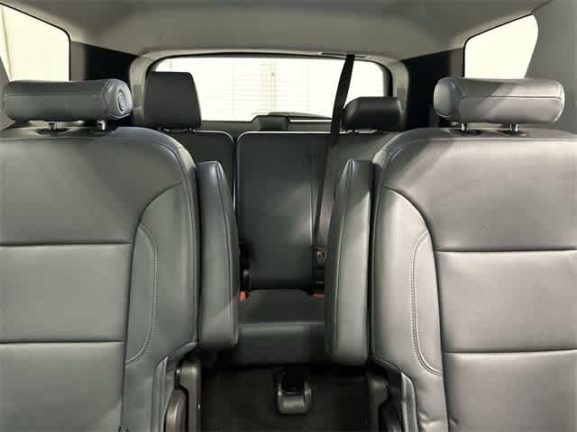 Thumbnail: 2018 Chevrolet Traverse - 14