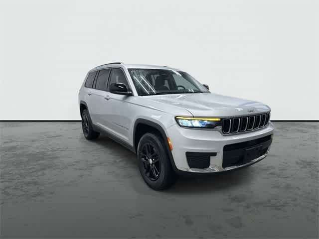 Thumbnail: 2023 Jeep Grand Cherokee L - 6