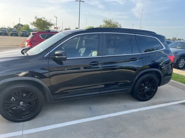 2021 Honda Pilot Special Edition photo 2