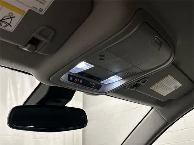 Thumbnail: 2020 GMC Terrain - 21