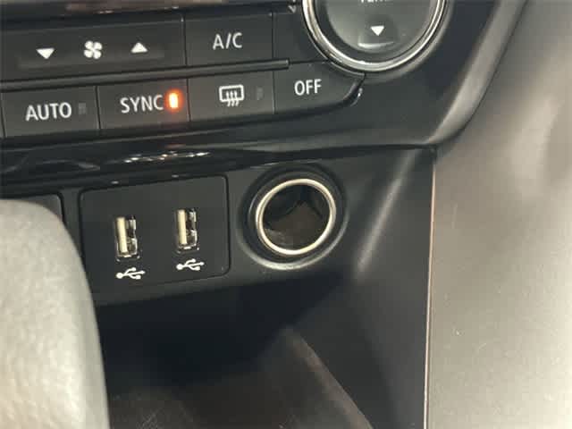 Thumbnail: 2024 Mitsubishi Eclipse Cross - 26