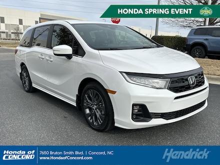 2026 Honda Odyssey Touring Minivan
