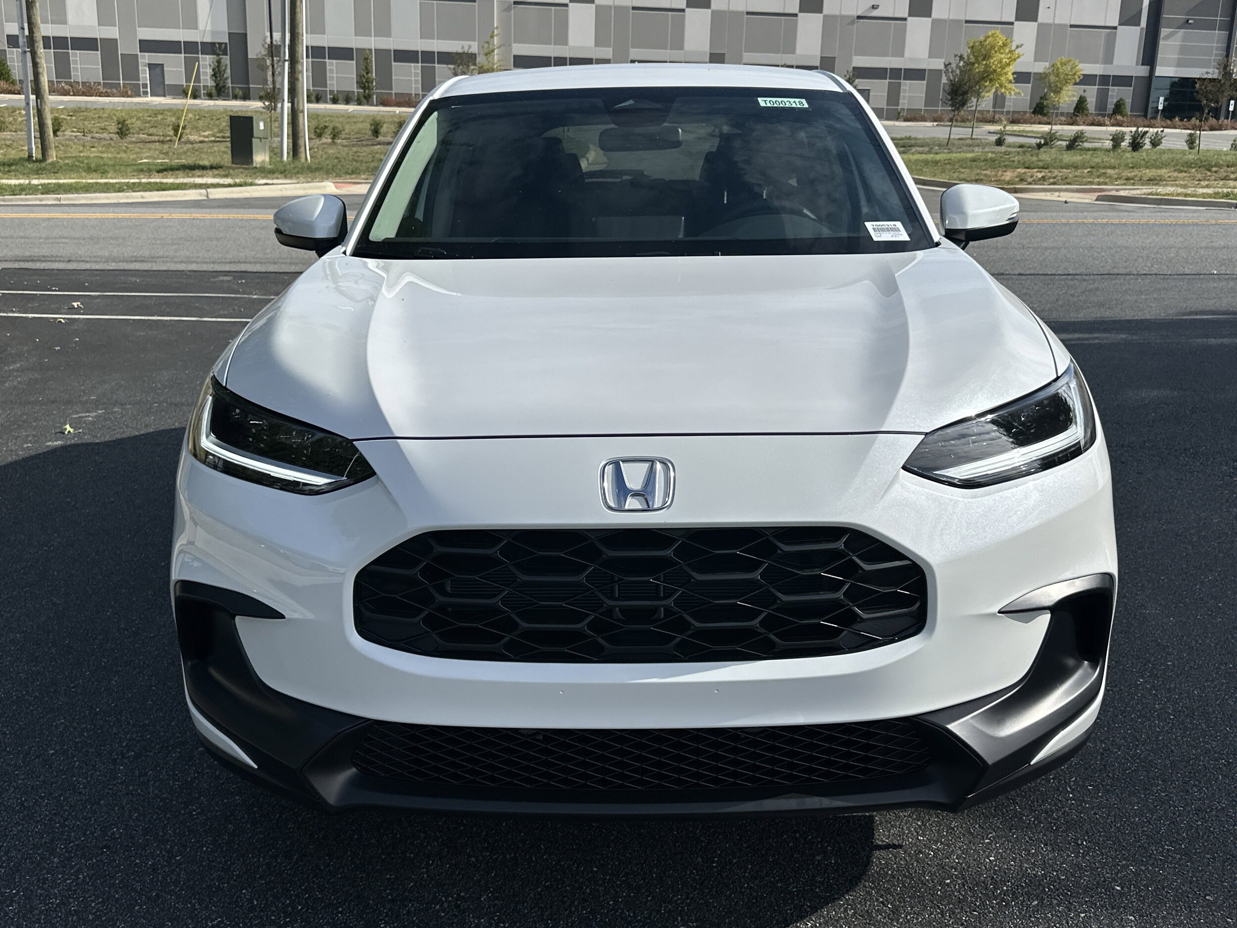2026 Honda HR-V LX photo 2