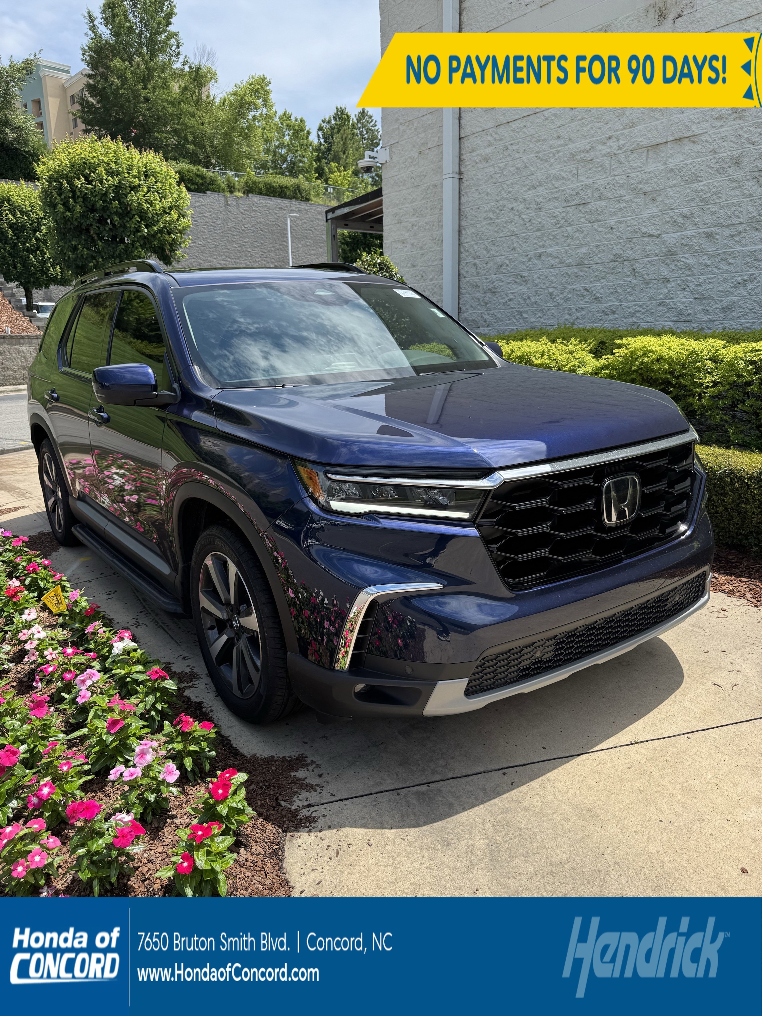 2025 Honda Pilot Touring 2WD's photo