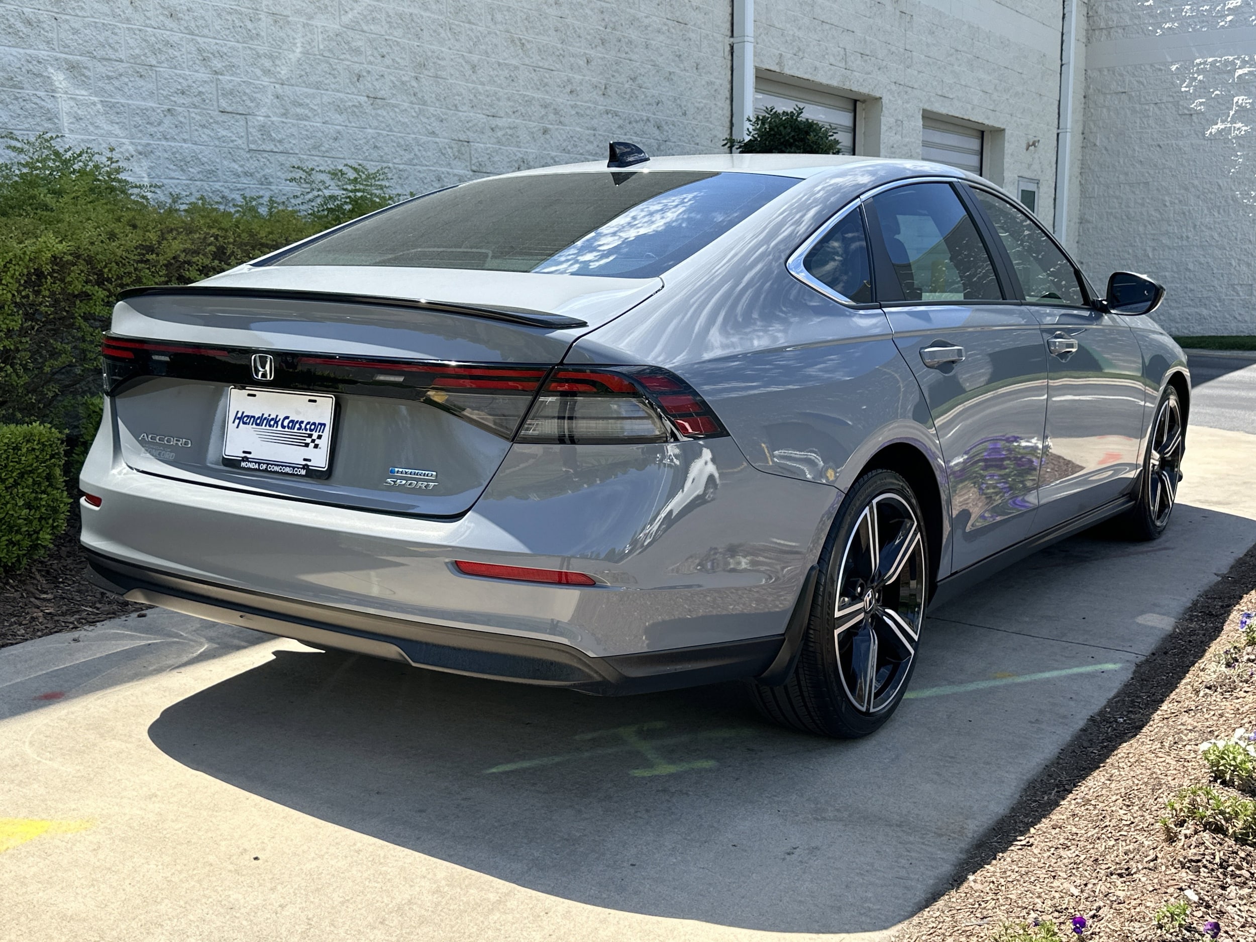 2023 Honda Accord Hybrid Sport photo 3