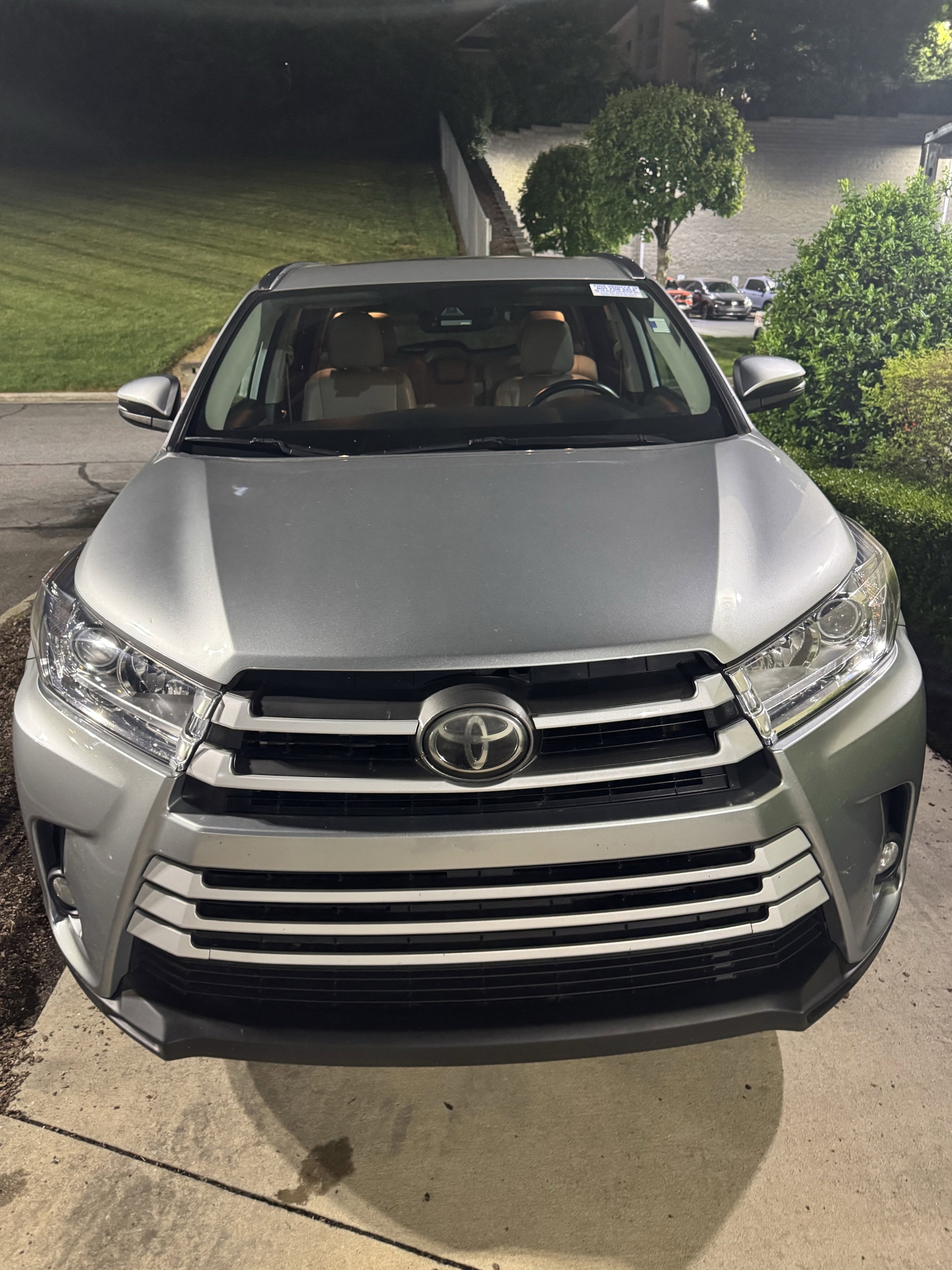 2018 Toyota Highlander XLE photo 2