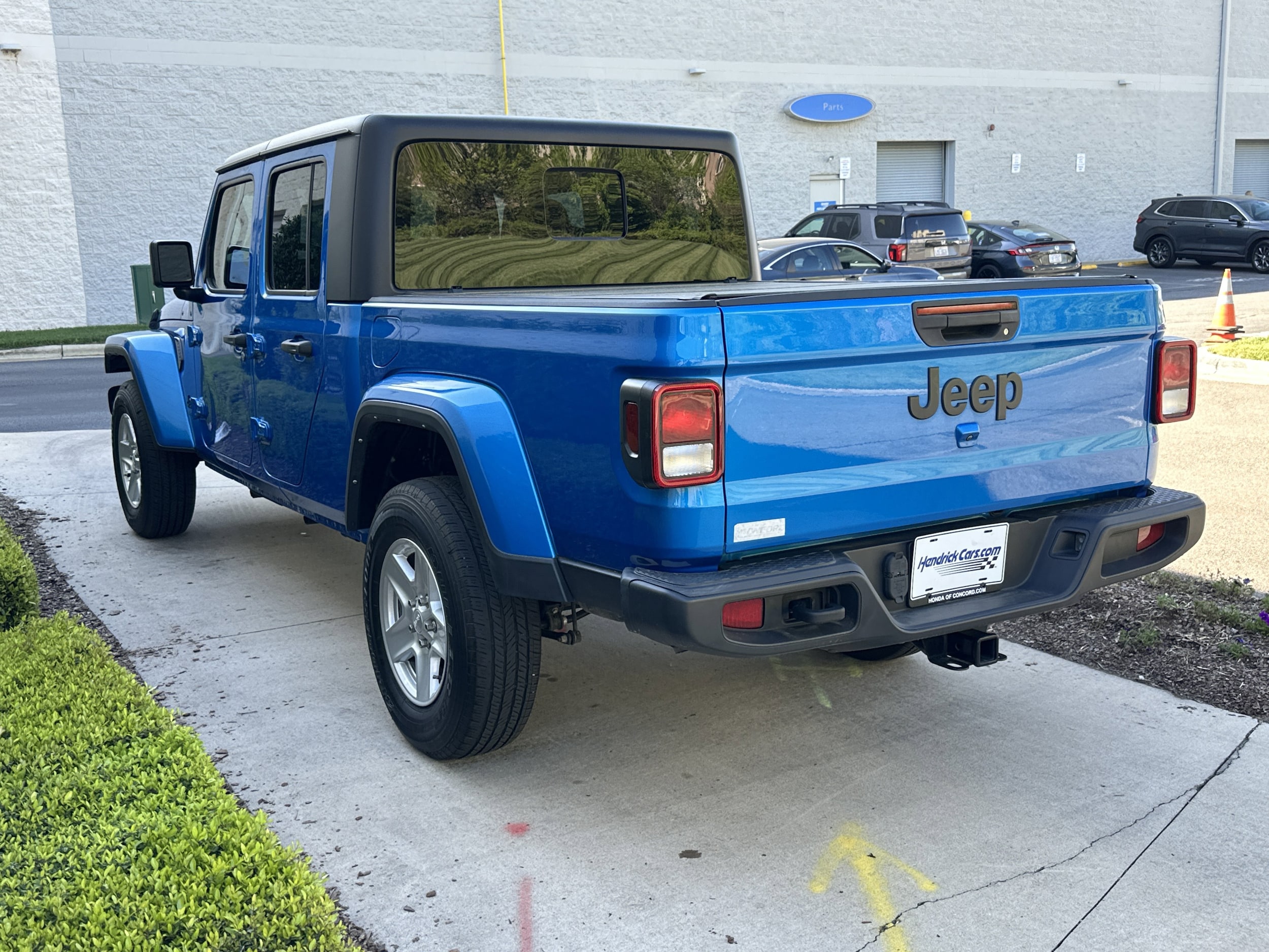 2022 Jeep Gladiator Sport S photo 5