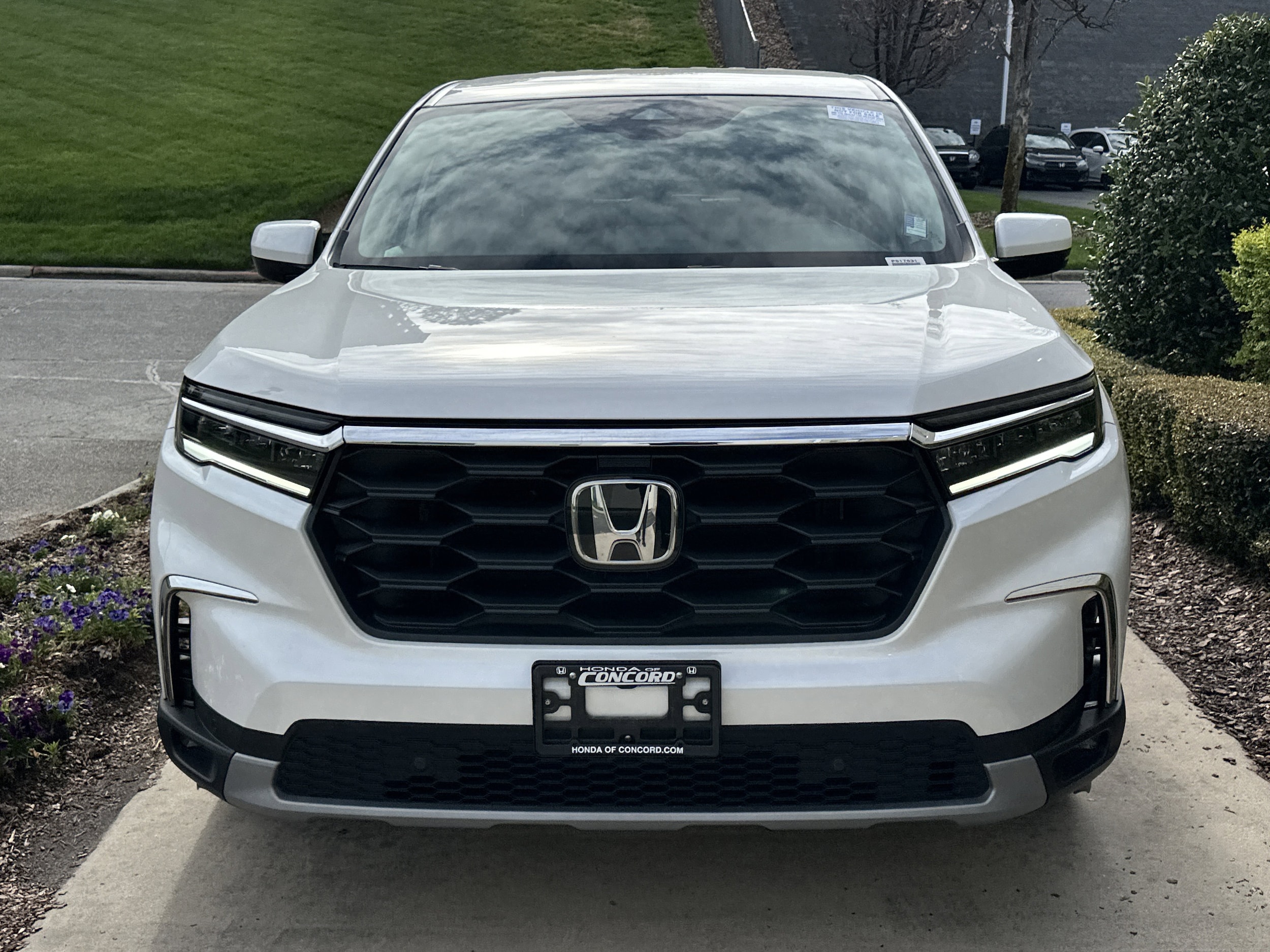 2025 Honda Pilot EX-L photo 2