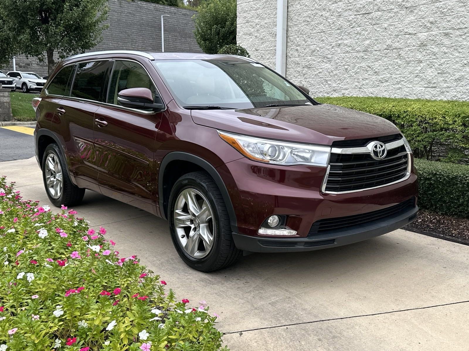 Used 2015 Toyota Highlander Limited with VIN 5TDYKRFH8FS068406 for sale in Concord, NC