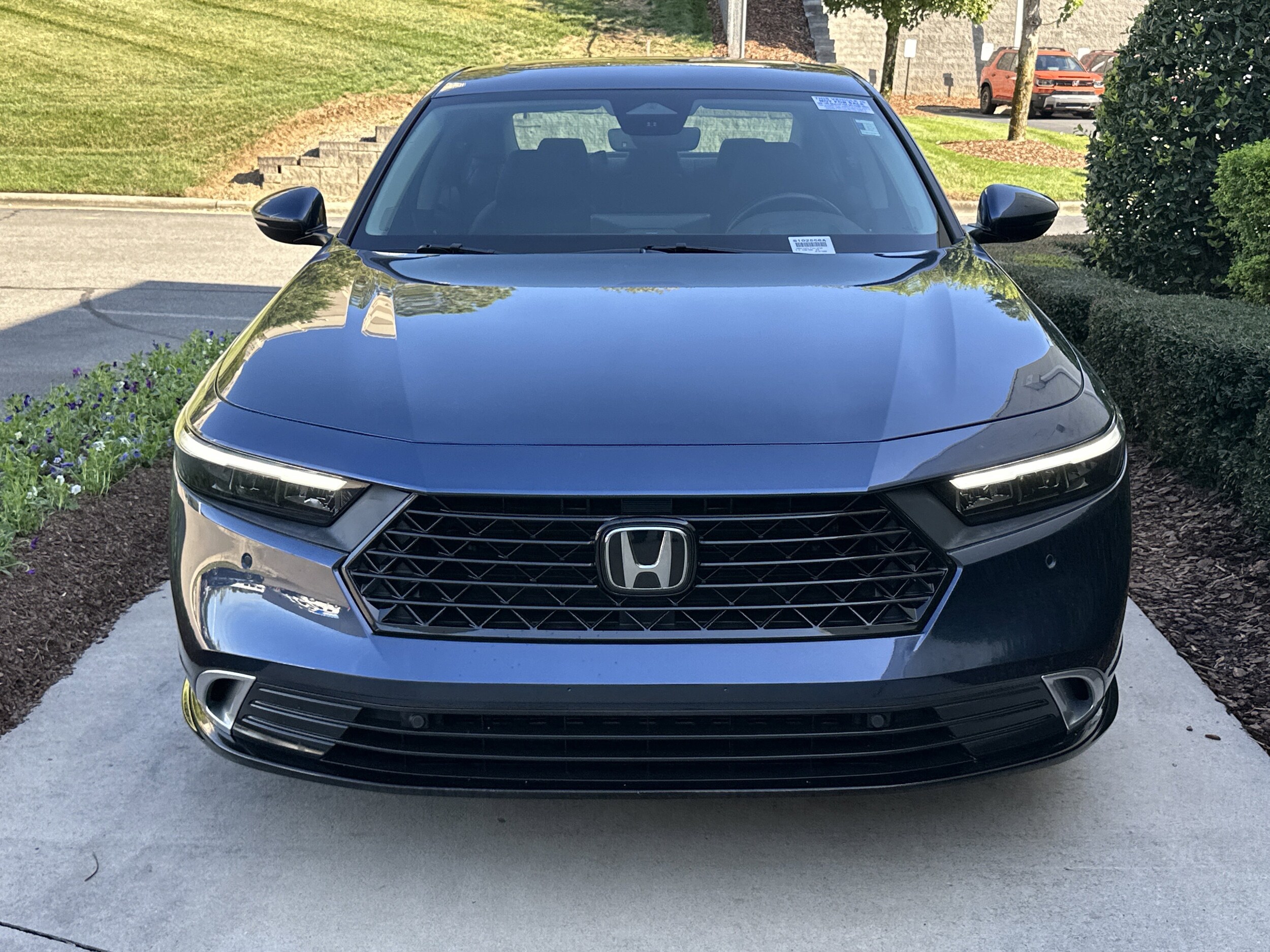 2023 Honda Accord Touring photo 2