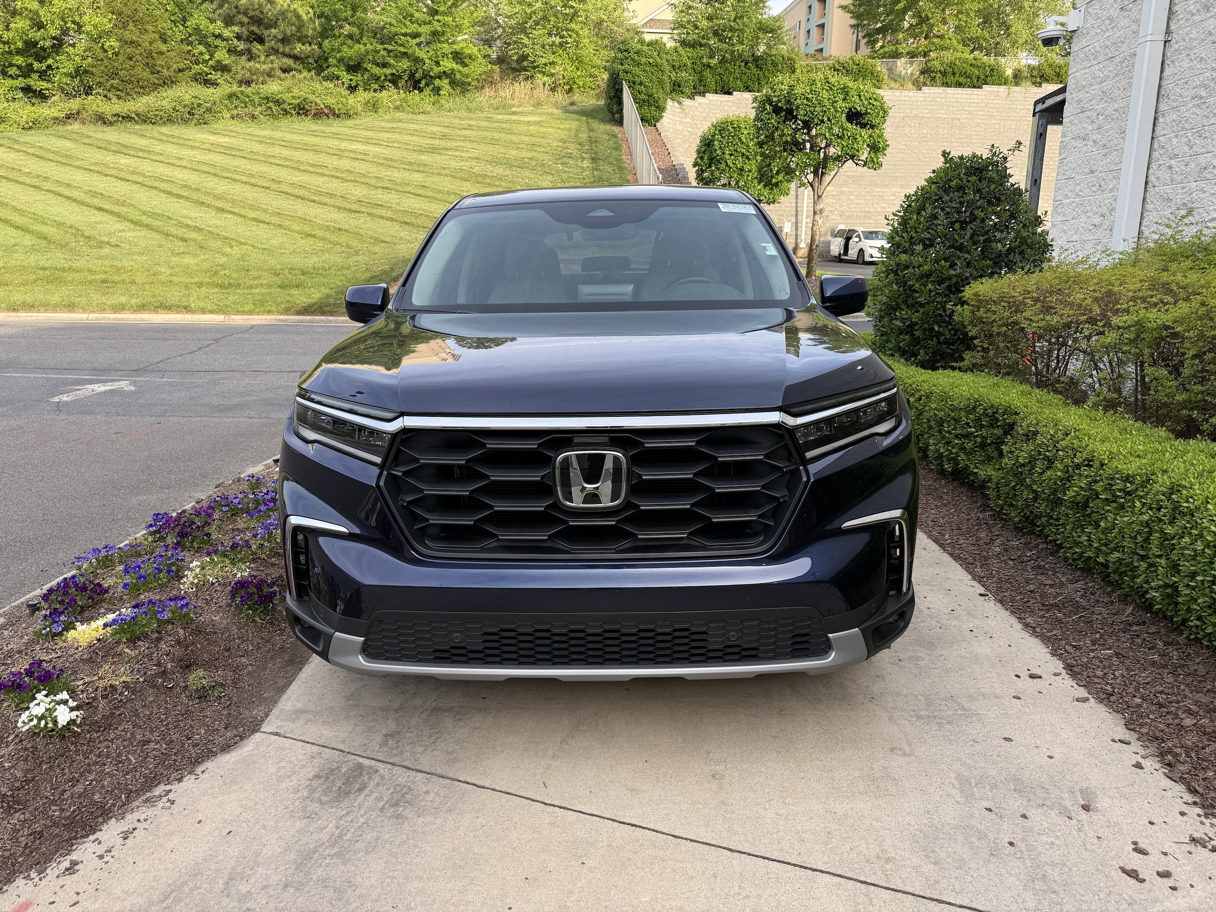 2025 Honda Pilot EX-L photo 3