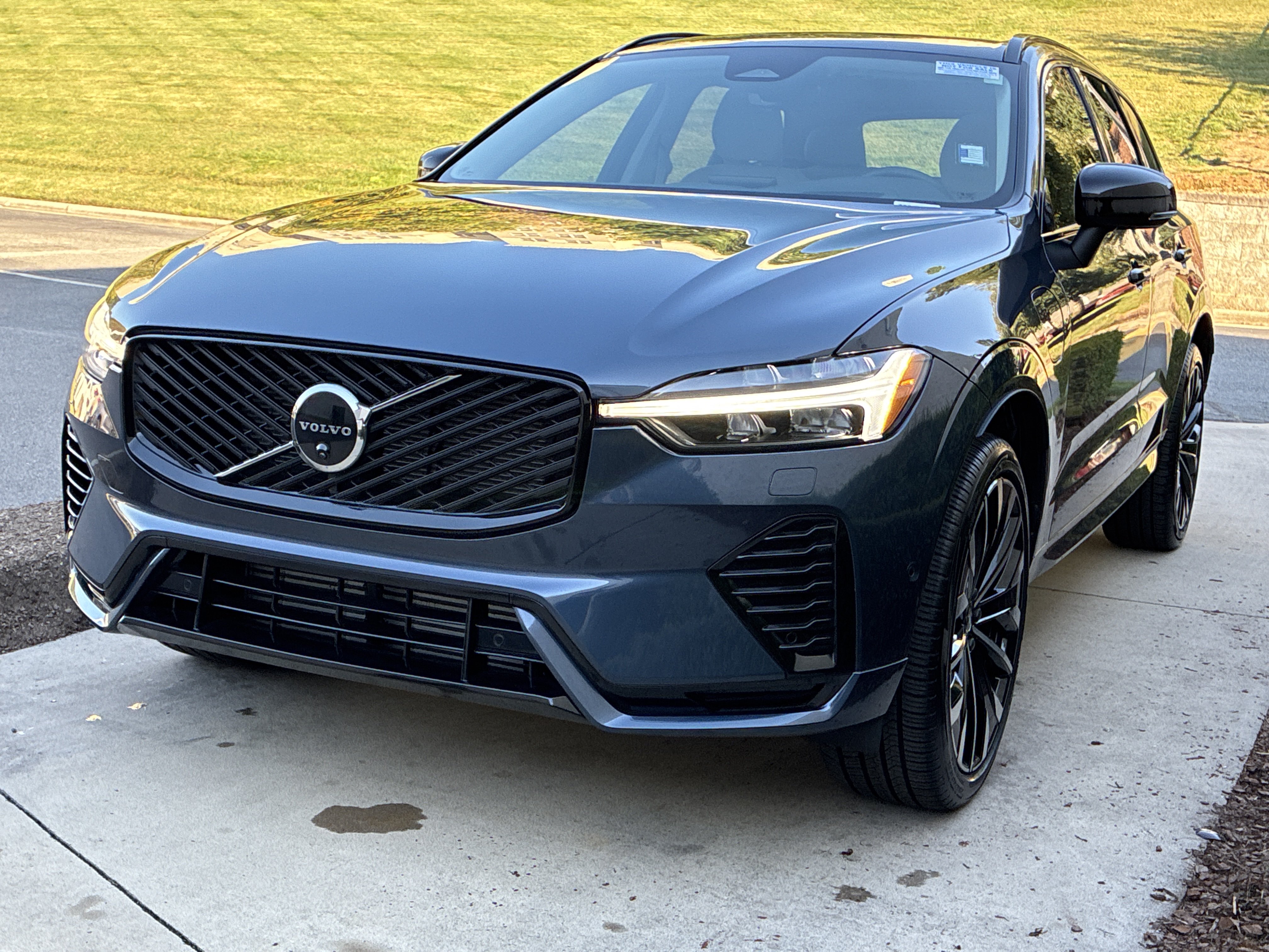 Used 2026 Volvo XC60 Plug-In Hybrid Ultra SUV