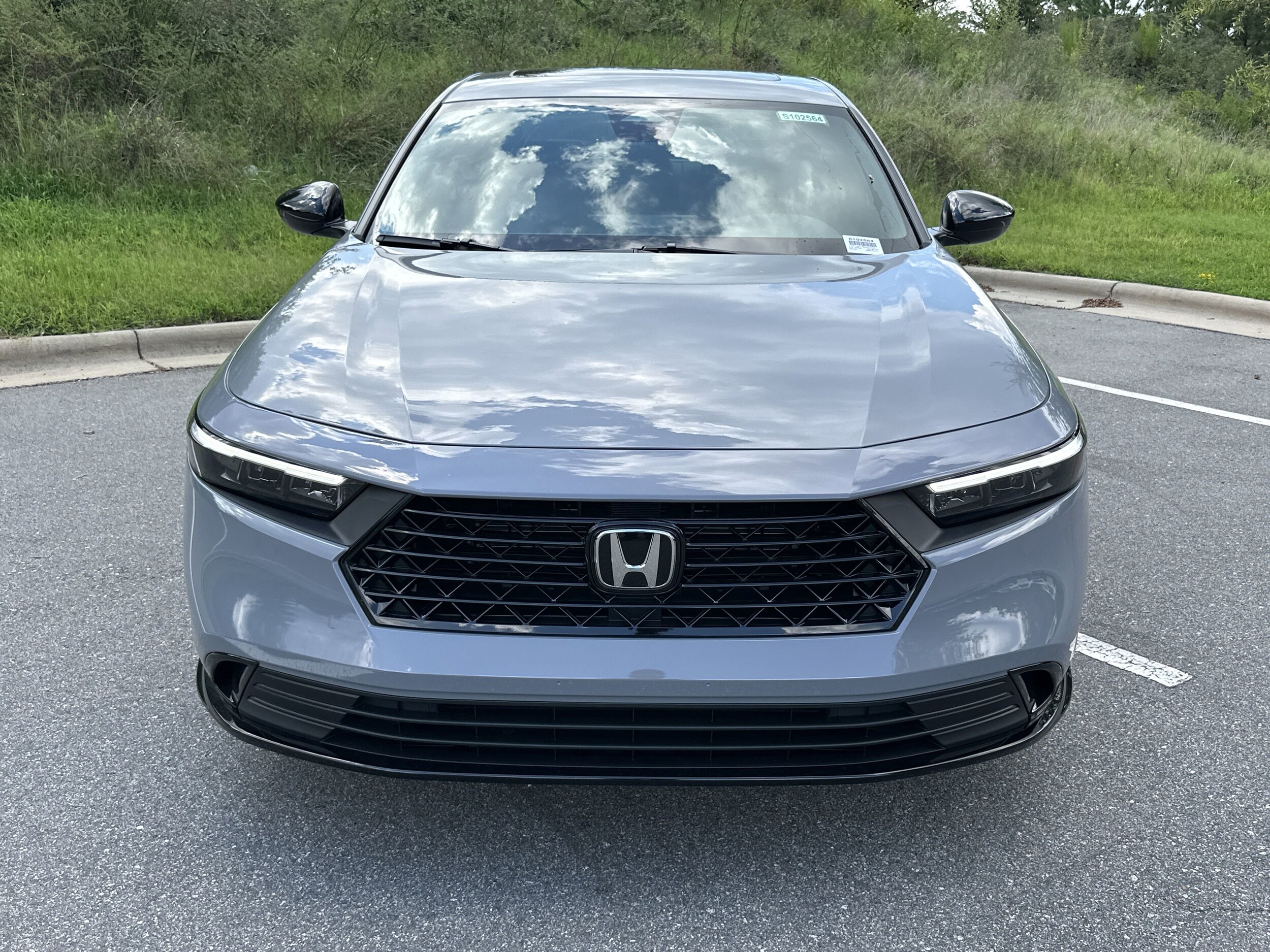 2025 Honda Accord Hybrid Sport-L photo 2